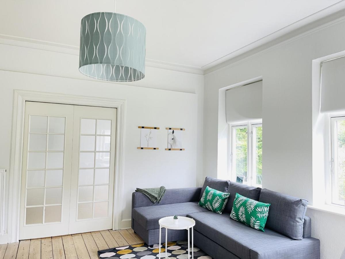 Aday - City Central Mansion - 1 Bedroom Apartment With Garden Aalborg Exterior foto