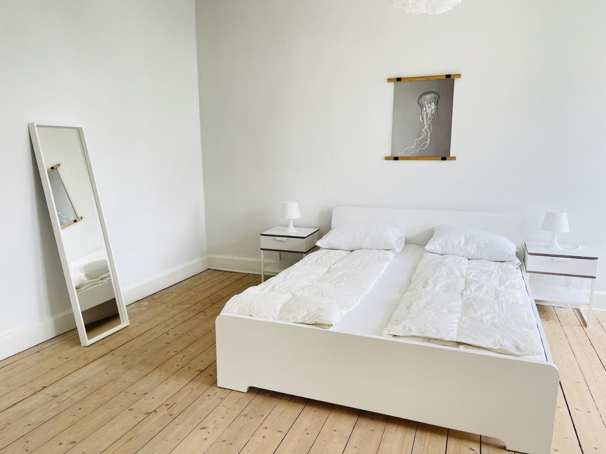 Aday - City Central Mansion - 1 Bedroom Apartment With Garden Aalborg Exterior foto